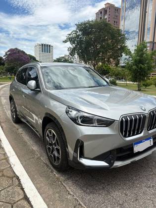 BMW X1 2.0 16V TURBO GASOLINA SDRIVE20I X-LINE STEPTRONIC